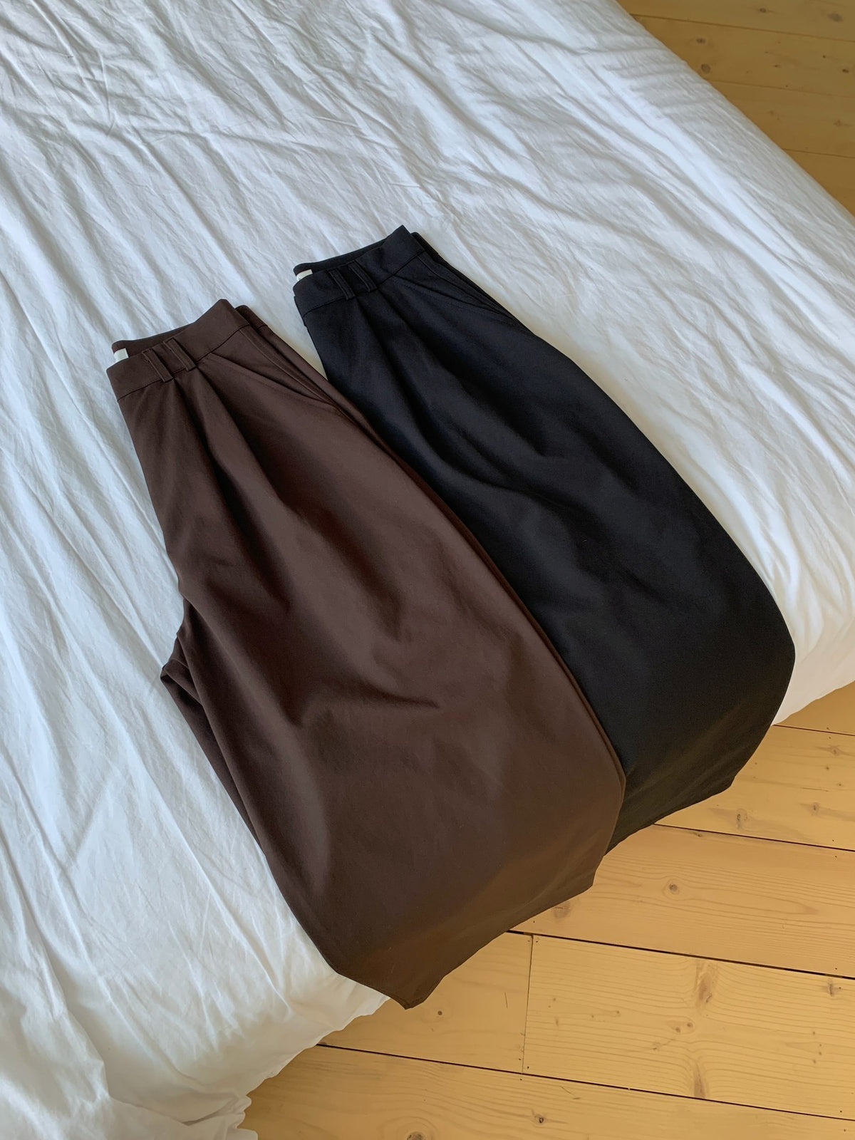 two pin tuck curved pants-2col/ショート丈あり