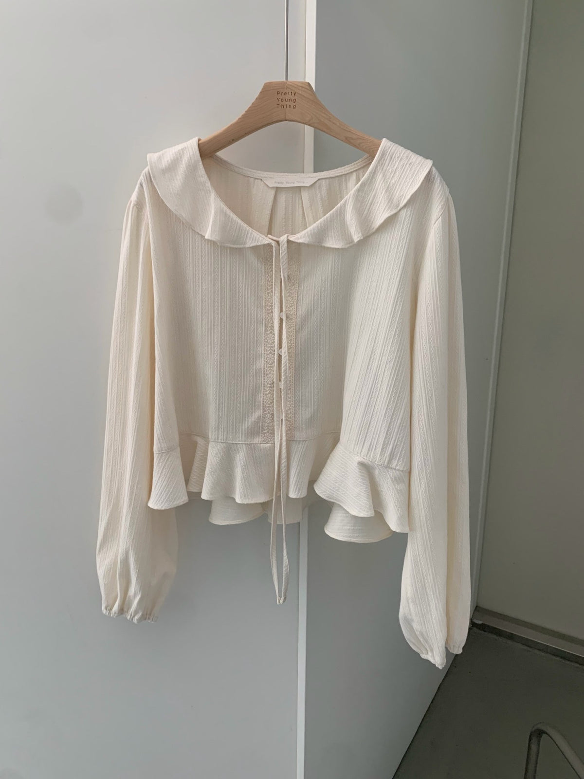 hygge frill blouse-2col