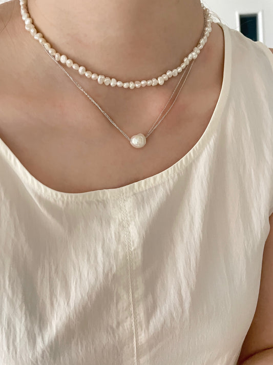 Vienna pearl necklace